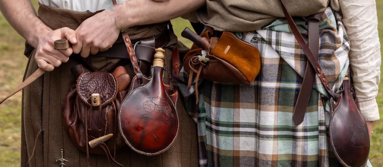 Custom Made Medieval Leather Water Bottle - Image 3