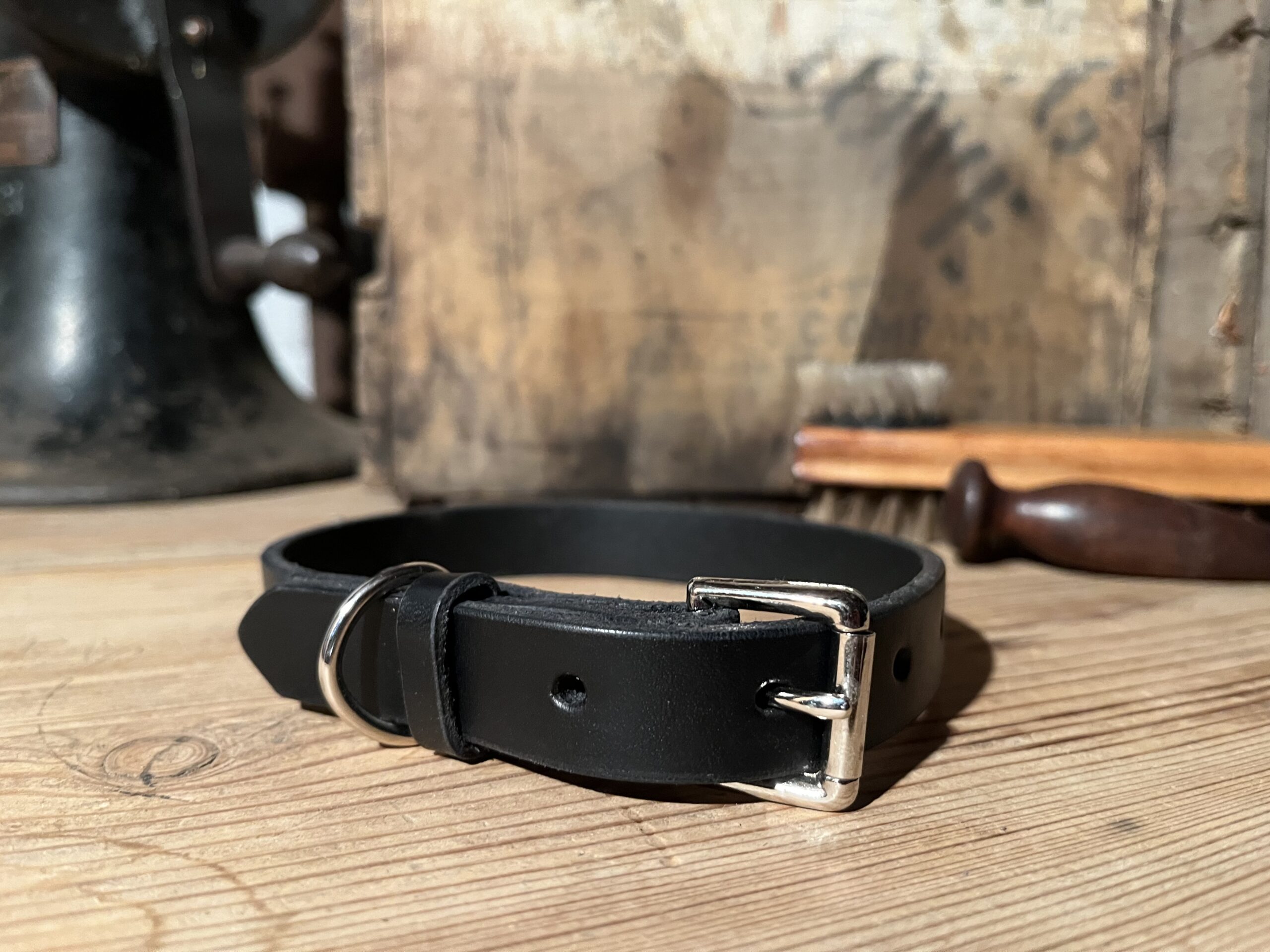 Medium Dog Collar - Image 3